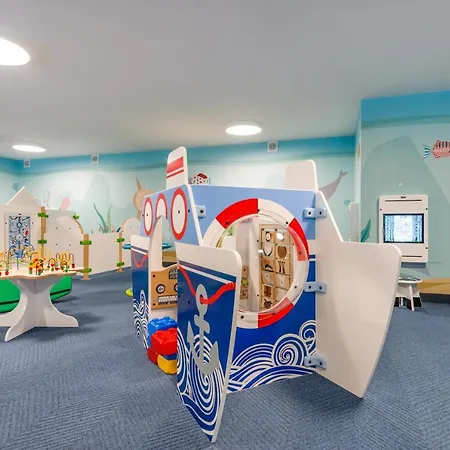 Nadmorskie Tarasy, Sun & Snow *